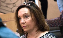 Bị cô giáo phạt, học trò thắt cổ tự sát