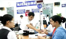 Sẽ bỏ biên chế suốt đời với viên chức ký hợp đồng sau 1/7/2020.