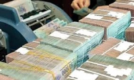 Trung ương hoặc các tỉnh có thể tạm ứng ngân quỹ nhà nước.