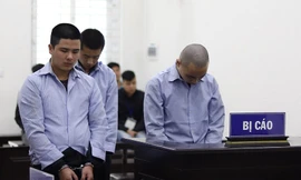 Các bị cáo tại tòa.