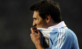 Messi: vinh quang và gánh nặng