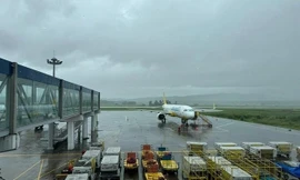 Sáng mai đóng cửa 4 sân bay miền Trung tránh bão Trà Mi 