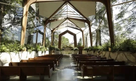 Số phận bi đát của những điểm du lịch 'vang bóng một thời'