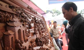 Mãn nhãn với những tác phẩm gỗ 'khủng' tại triển lãm làng nghề mộc Canh Nậu