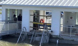 Sập cầu tàu đảo du lịch Sapelo, 10 người thương vong