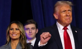 Lạ lùng tour du lịch 'trốn' ông Donald Trump