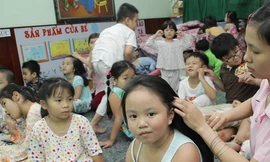 Cuối năm tìm chỗ gửi con