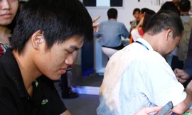 Khách hàng kêu trời vì bị 'ép' dùng dịch vụ