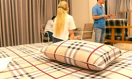 Đôi nam nữ bị bắt quả tang mua bán dâm trong khách sạn ở Nha Trang, tối 15/10. Ảnh: VnExpress