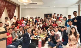 Đại gia đình nội ngoại 300 người ở Hà Nội, 'không nhớ hết mặt, gọi sai tên'