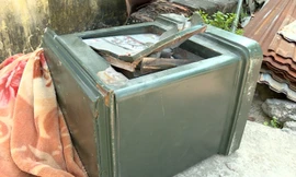 Nhóm trộm rinh két sắt khi gia chủ đi ăn tiệc