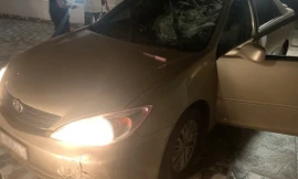 Bị từ chối gặp mặt, nam thanh niên lao ôtô vào nhà bạn gái