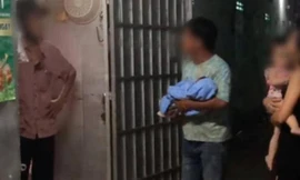 Hiện clip 'cha bồng con nhỏ qua đời bị chủ trọ từ chối cho vào nhà đã gỡ khỏi Facebook.