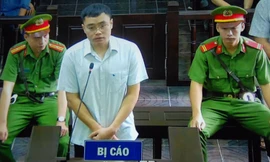 Cựu nhà báo Lê Duy Phong tại tòa