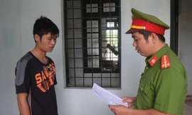 Thống đã bị công an Thị xã Hương Trà bắt giữ sau 1 ngày lẩn trốn trong rừng