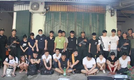 21 người Trung Quốc bị truy nã bị công an bắt giữ. Ảnh: CACC