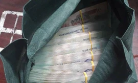 Công an Đồng Nai tìm chủ nhân hơn 500 triệu đồng trên chiếu bạc