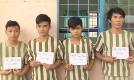 Đánh đập, dọa giết vợ vì đăng ảnh thân mật với người khác