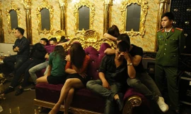 Hàng chục người dương tính ma túy trong phòng karaoke