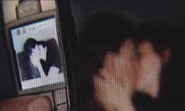 Cô gái 19 tuổi dọa tung clip 'nóng' tống tiền người tình U70