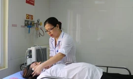 Nhiều công nhân mang thai phải điều trị vì hít phải khí lạ