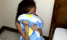 Nữ tiếp viên bán dâm trong khách sạn. Ảnh: Quốc Thắng