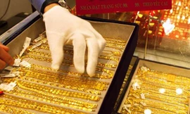 Tuần giao dịch đầu năm, vàng trong nước tăng giá ngược chiều thế giới