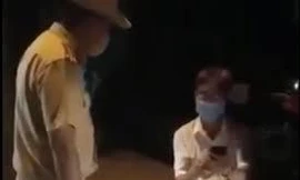 Giáng chức cán bộ huyện say 'bí tỉ' lái ô tô vào đường cấm