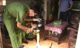 Công an thông tin chính thức vụ con gái 14 tuổi đâm chết cha