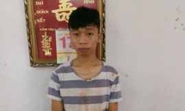 Nghi can Hiếu tại cơ quan công an