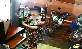 Hình ảnh vụ trộm iPhone được camera ghi lại