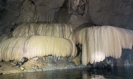 Phát hiện hang động mới dài 2km, có thạch nhũ và hệ thống sông ngầm