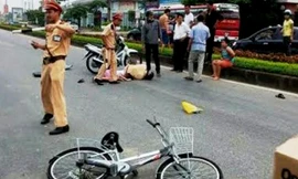 Hiện trường va chạm giữa CSGT Hải Dương với hai cháu nhỏ chiều 30/6. Ảnh: Facebook