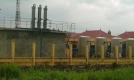 Nhà máy nước sạch nằm đối diện với UBND xã Xuân Dương