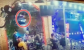 Thời điểm xảy ra tai nạn (vòng tròn đỏ). Ảnh trích xuất camera