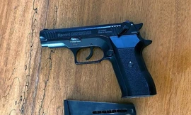 Khẩu súng trong vụ án bị công an thu giữ