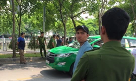 Nhiều cảnh sát được điều đến hiện trường