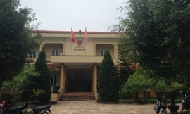 Sáng 10/9 tại UBND xã Xuân Thọ tiến hành mở thầu gói thầu số 3. Ảnh: Công lý