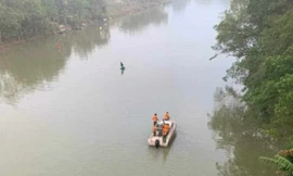 Hai nữ sinh lớp 8 nhảy cầu, tử vong