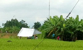 Cơ quan công an khám nghiệm hiện trường vụ án mạng