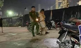 Đối tượng Thái bị lực lượng khống chế sau khi đâm CSGT làm nhiệm vụ