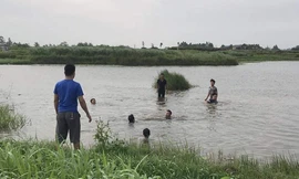 3 học sinh ở Hà Nội tử vong khi tắm đập