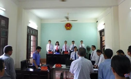 Toàn cảnh phiên tòa sáng 11/5
