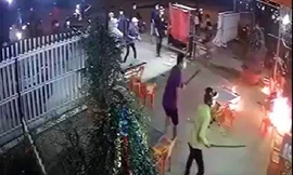 Truy tìm 3 thanh niên truy sát nhiều người thương vong tại quán nhậu