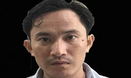 Dũng là kẻ cầm đầu bắt giữ, tra tấn chị Y. đã bị cảnh sát bắt. Ảnh CA