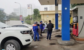 Nhiều khách hàng đi ôtô còn e dè với xăng E5