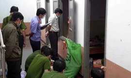 Can ngăn đâm con trai, vợ bị chồng sát hại