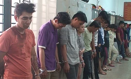 Cặp vợ chồng điều 3 con ruột cảnh giới để dân chơi thỏa sức 'phê' ma túy