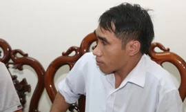 Đối tượng Nguyễn Hữu Nhất bị bắt quả tang khi thực hiện hành vi cưỡng đoạt tài sản