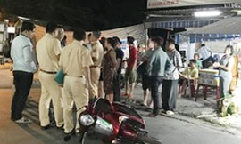 Cơ quan công an đang khám nghiệm hiện trường vụ việc